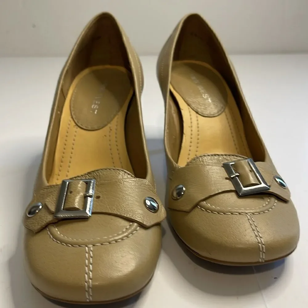Nine West Leather Kitten Heel Pumps